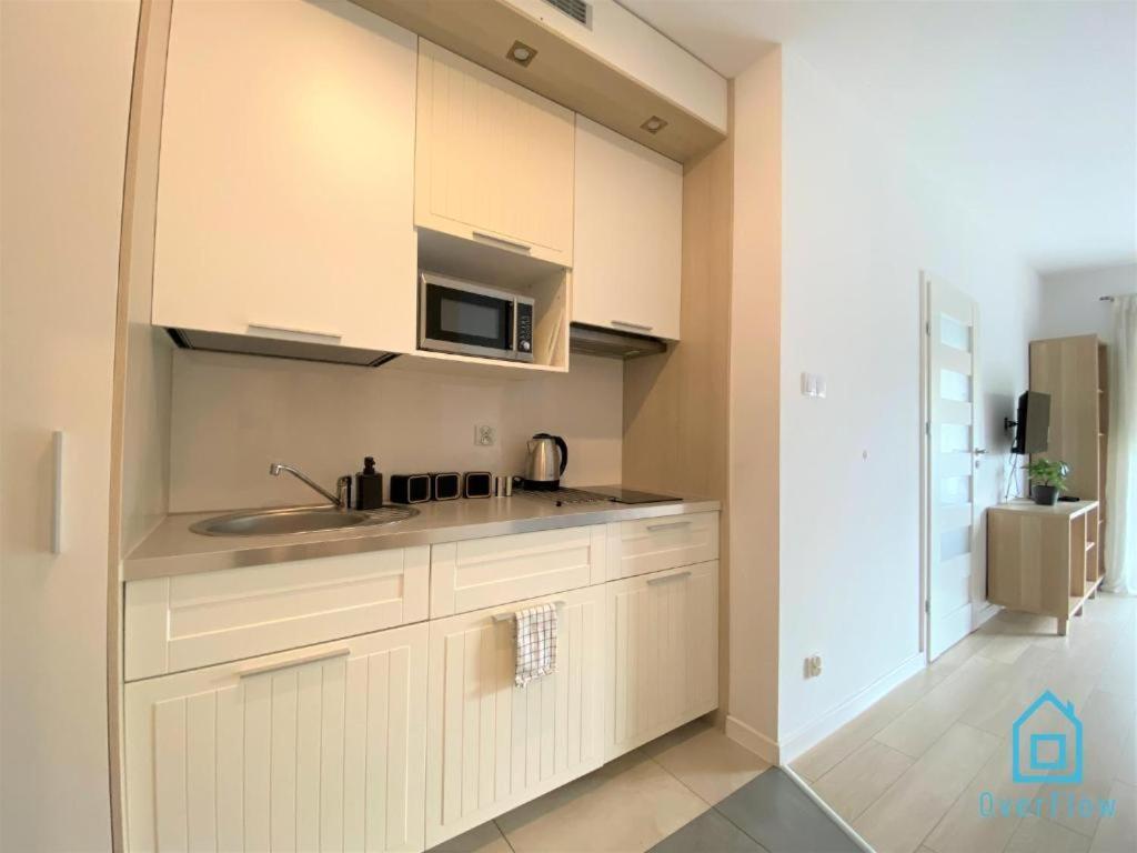 Milky Apartment With Balcony - 3 Km To Baltic Sea Gdańsk Exteriör bild